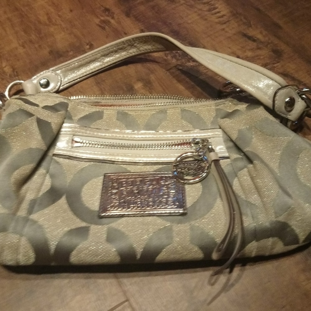Coach Purse - Picture 2 of 4